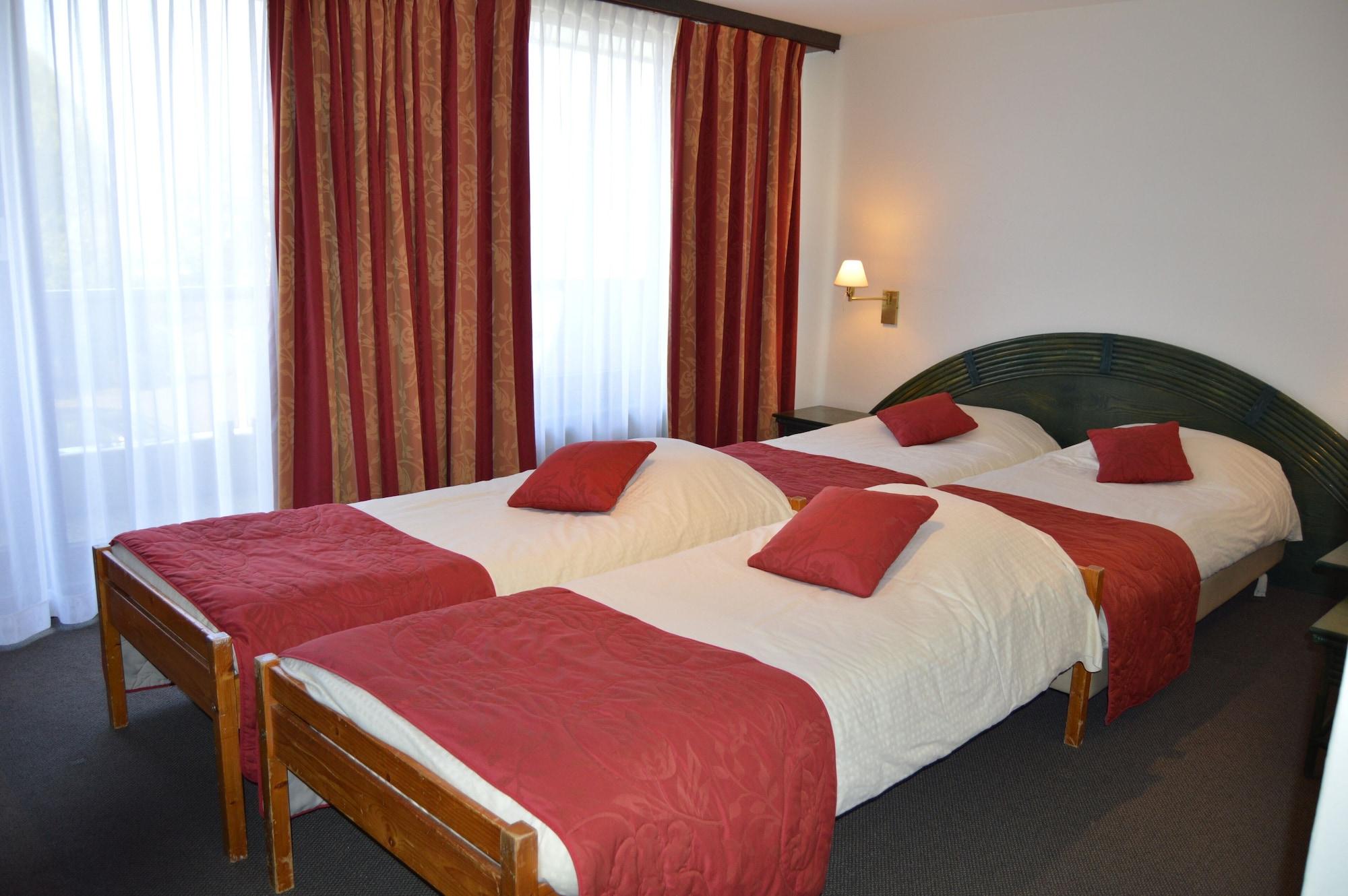 Hotel Les 3 Cles Gembloux Kültér fotó