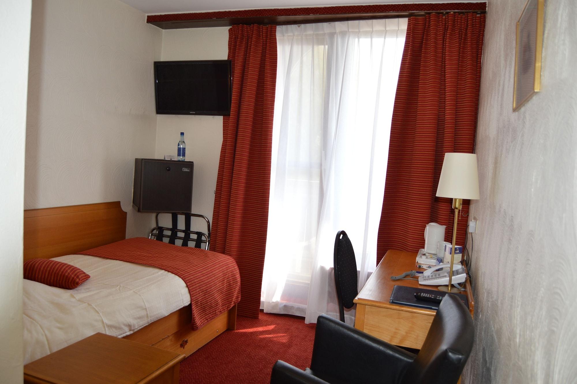 Hotel Les 3 Cles Gembloux Kültér fotó