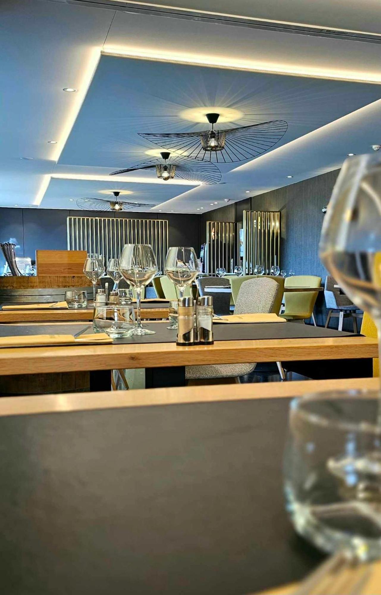 Hotel Les 3 Cles Gembloux Kültér fotó
