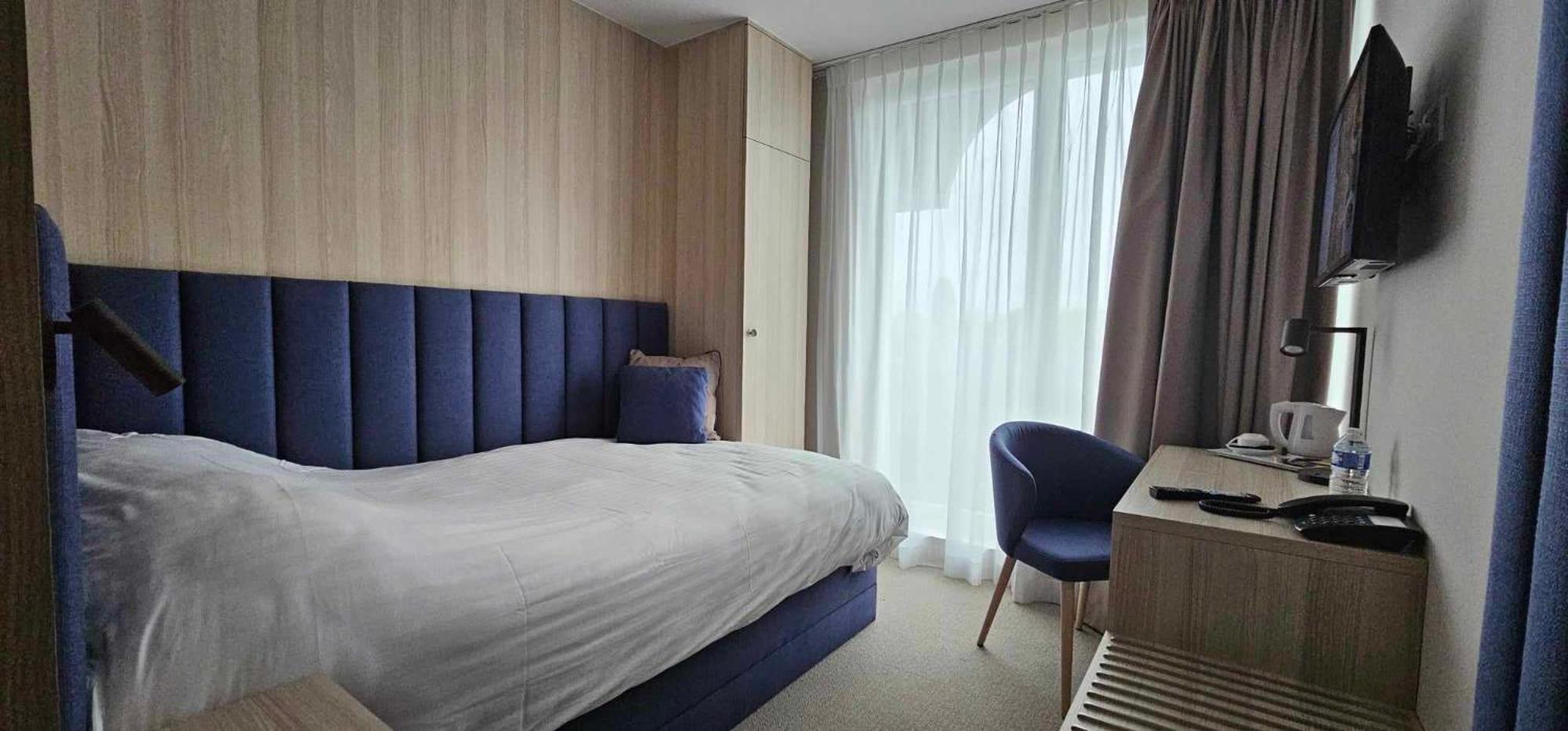 Hotel Les 3 Cles Gembloux Kültér fotó