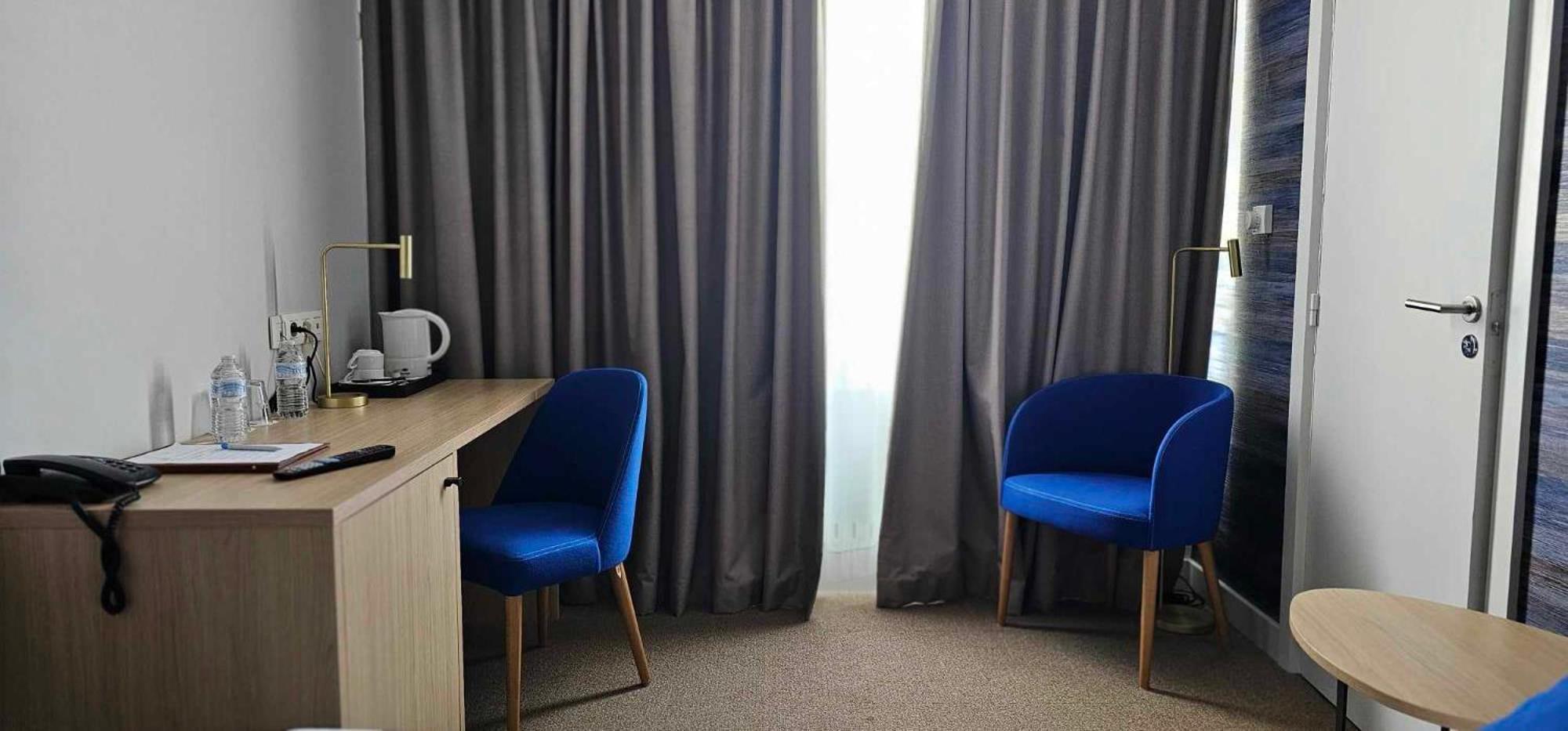 Hotel Les 3 Cles Gembloux Kültér fotó