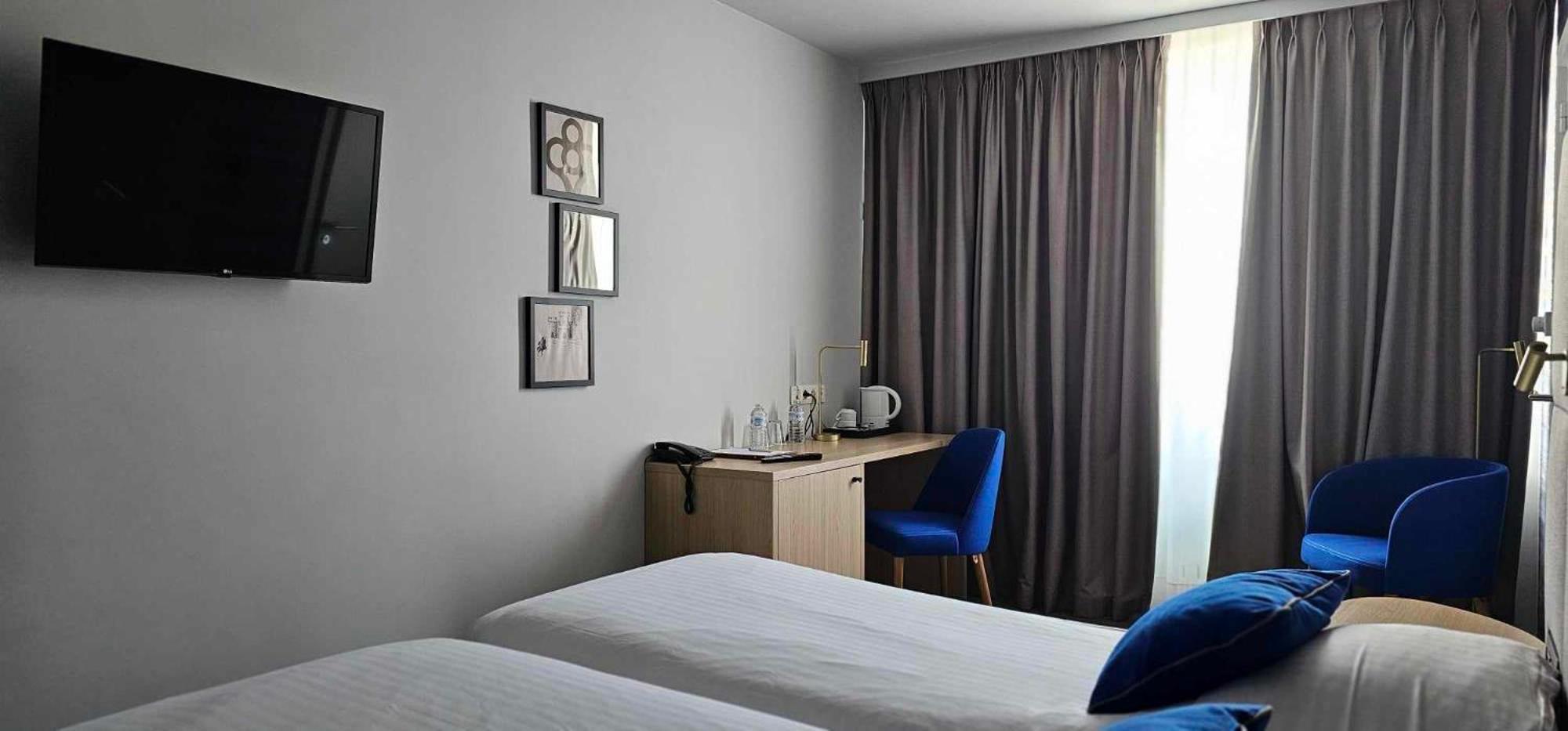 Hotel Les 3 Cles Gembloux Kültér fotó