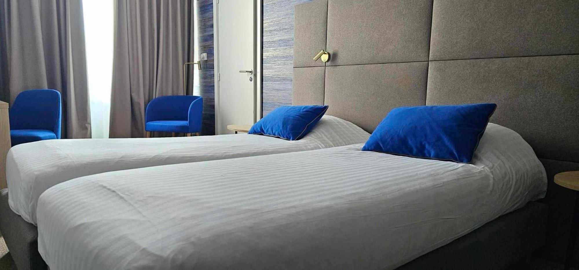 Hotel Les 3 Cles Gembloux Kültér fotó